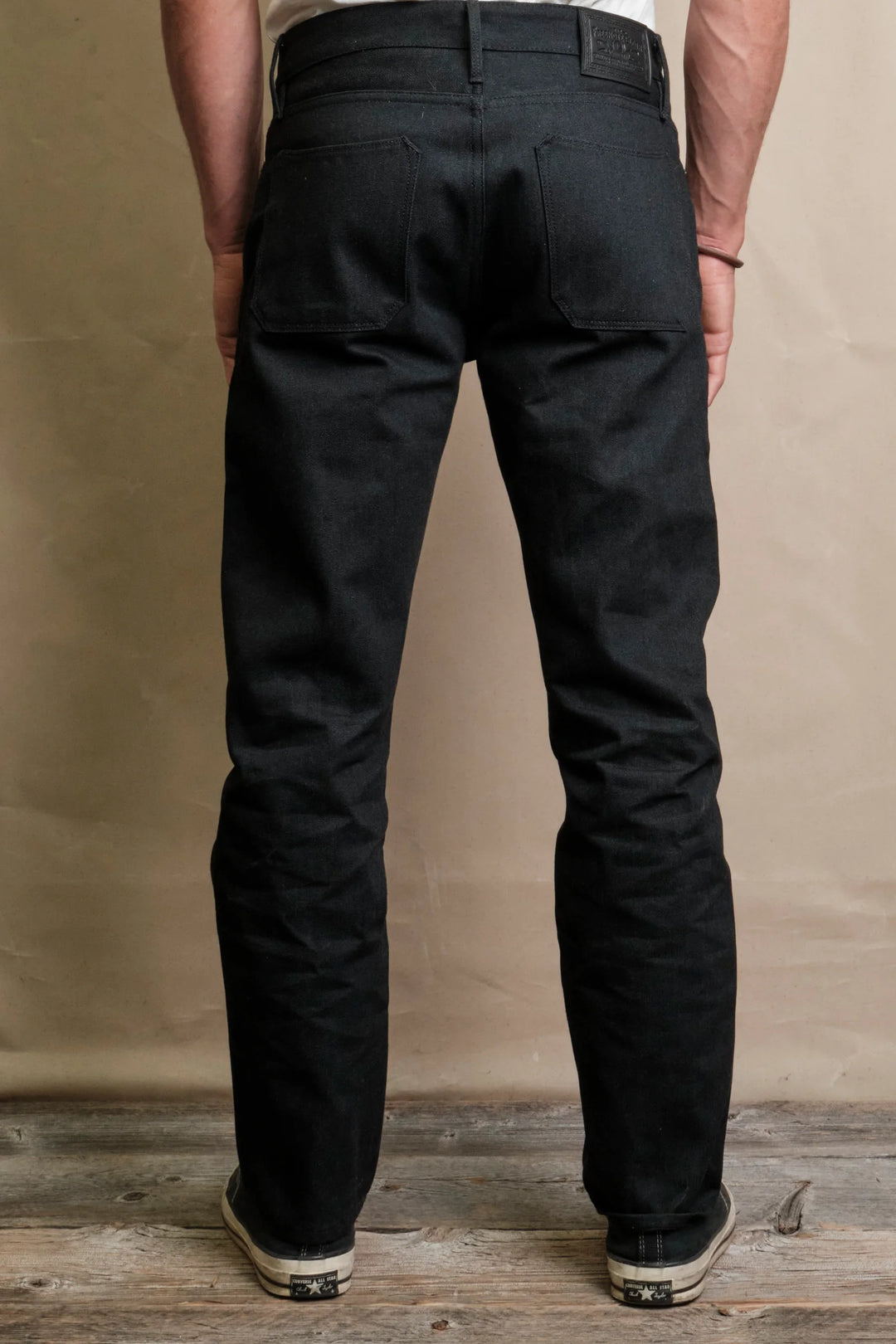 Freenote Cloth Portola Classic Taper Raw 14.25oz - Black Grey