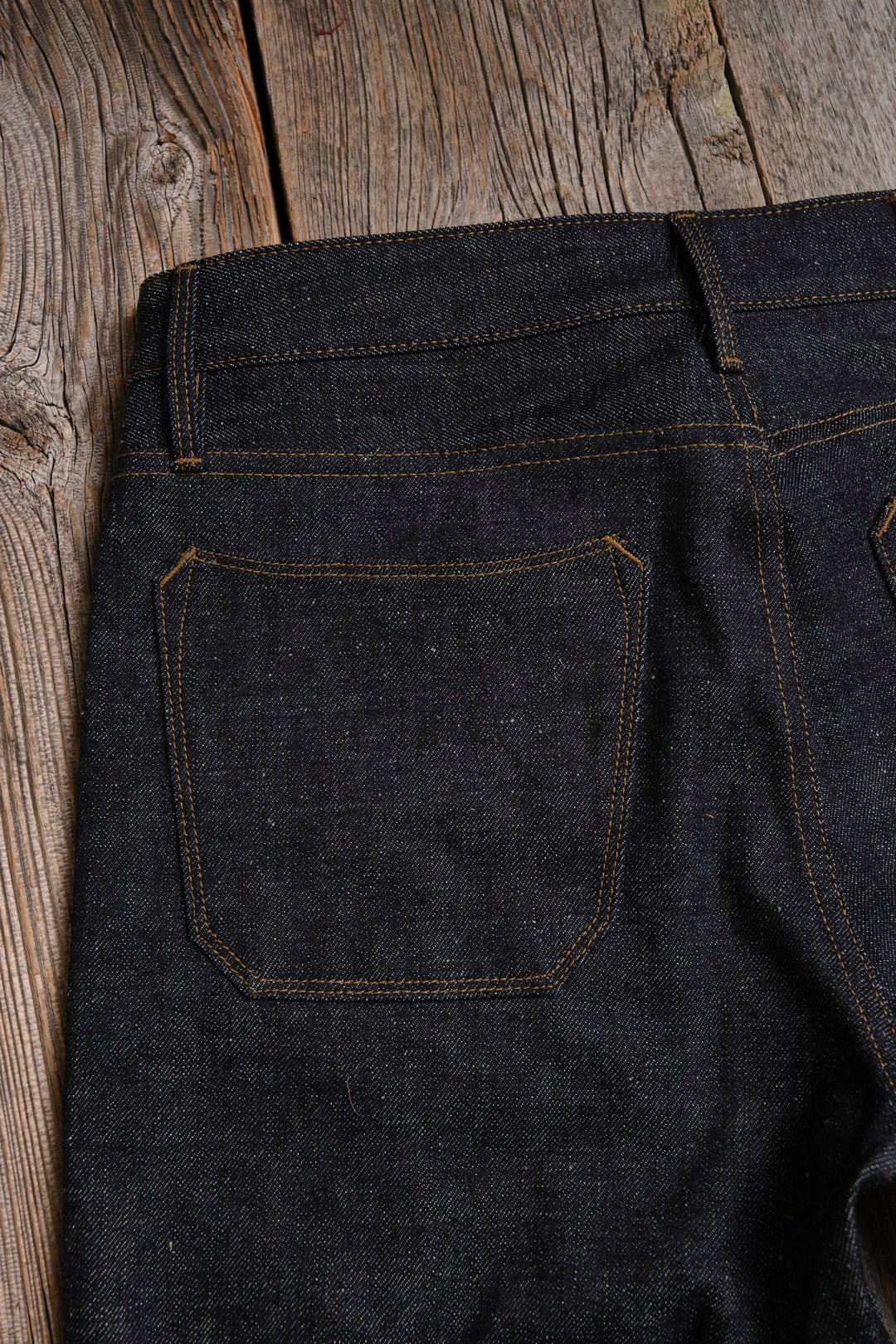 Freenote Cloth Portola Classic Taper 16oz Indigo Denim