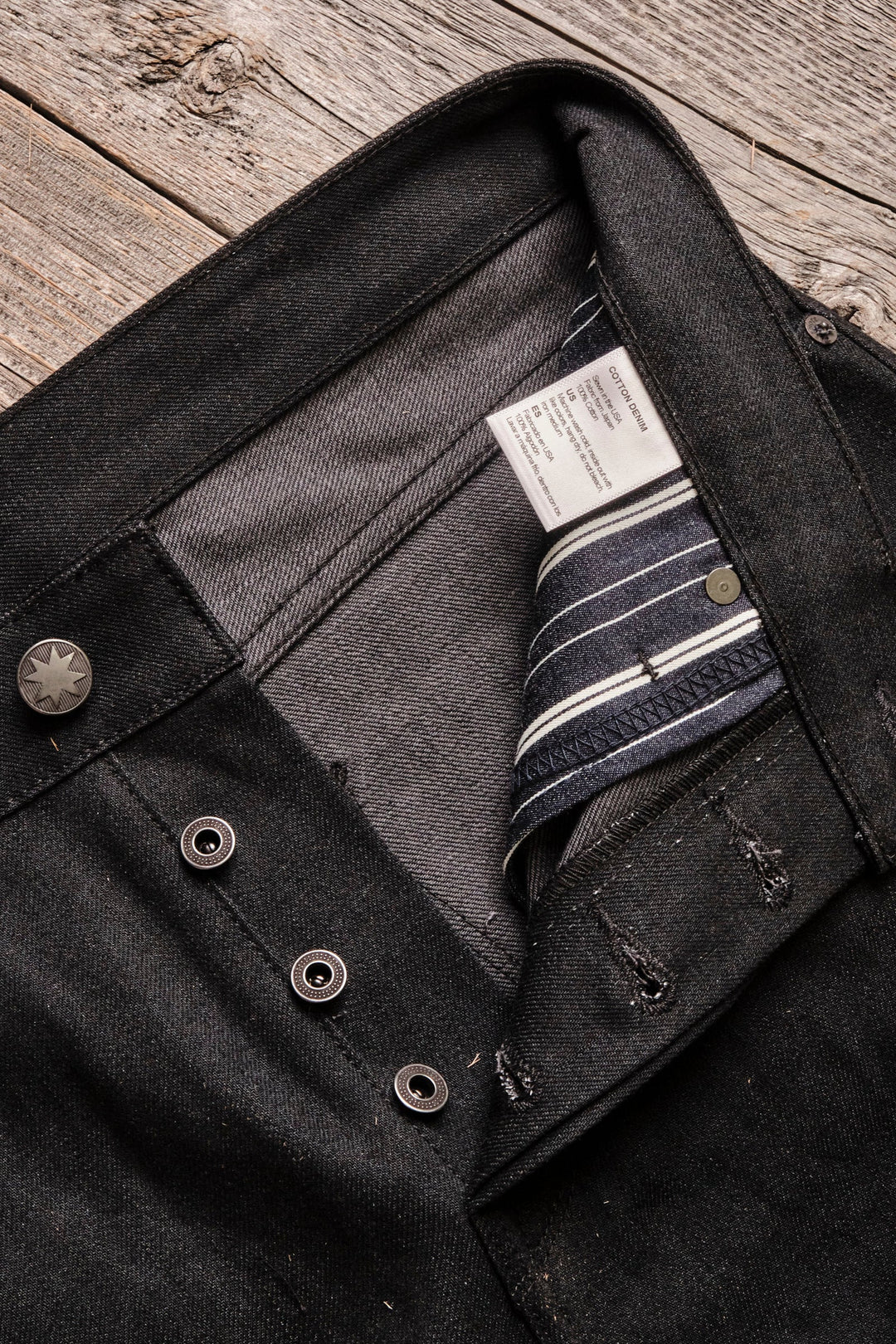 Freenote Cloth Portola Classic Taper Raw 14.25oz - Black Grey