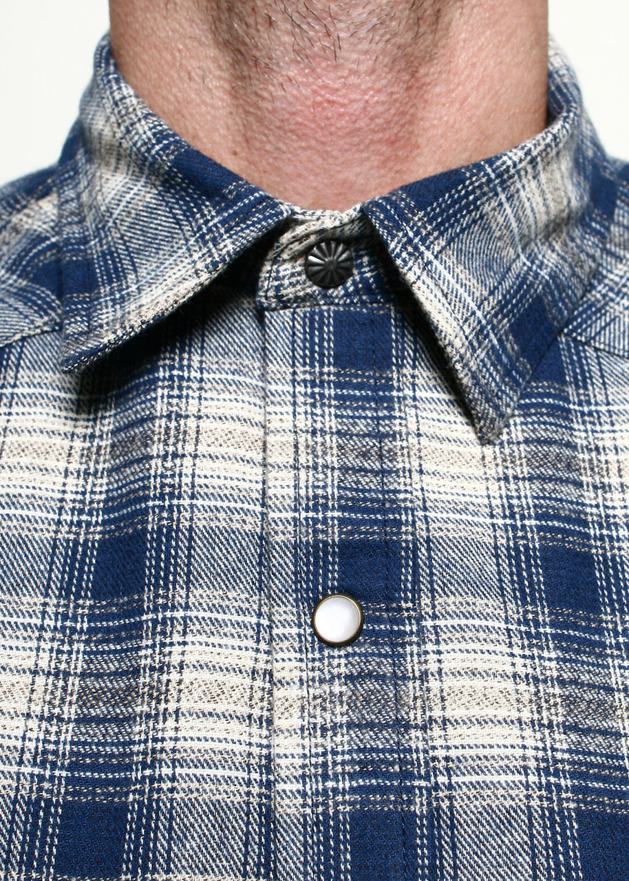 Rogue Territory Western Shirt - Navy Plaid