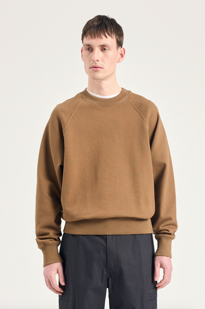 Norse Projects Tyr Relaxed Organic Loopback Raglan Crew - Oak